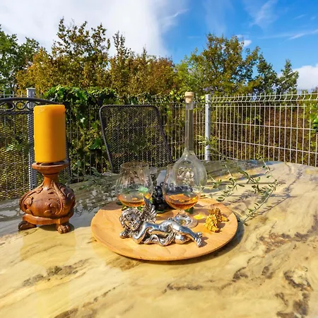 Apartment In Sveti Vid-Miholjice